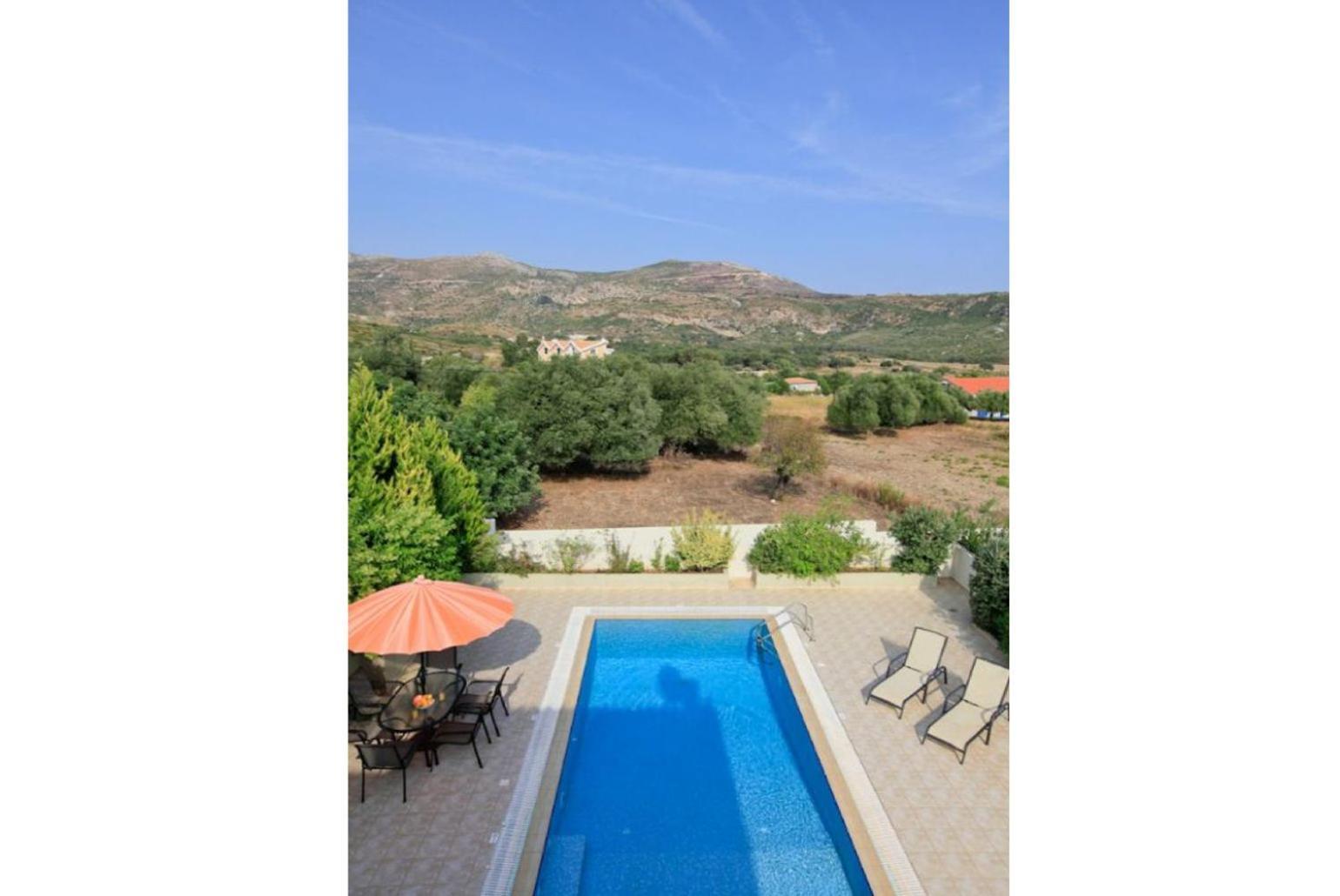 Villa Fedra Poros  Extérieur photo